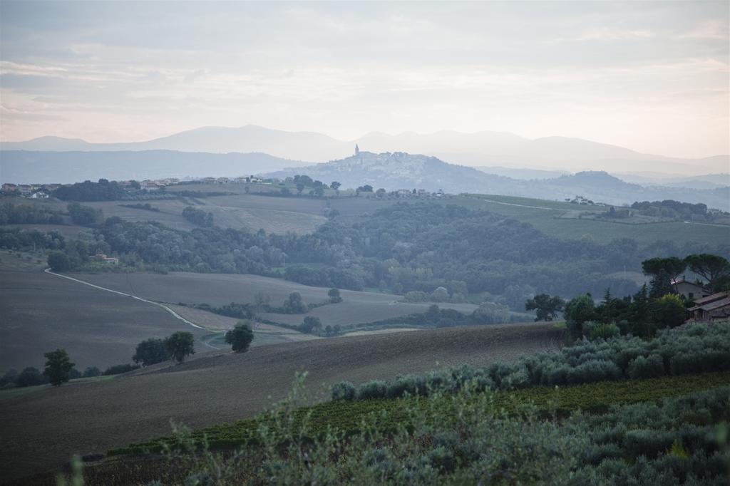 Colle San Giovanni Todi Exteriör bild